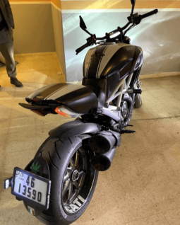 
										2014 Ducati Diavel Carbon full									