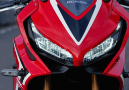 
										2019 Honda CBR650R ABS full									
